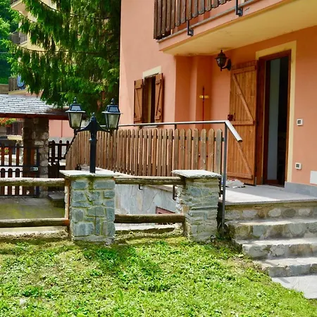 La Casa Di Piolo Feriehus *
